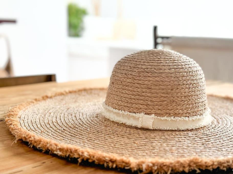 Costa Inn Beach House With Pool By Homeful Homes Costa de Caparica Ngoại thất bức ảnh